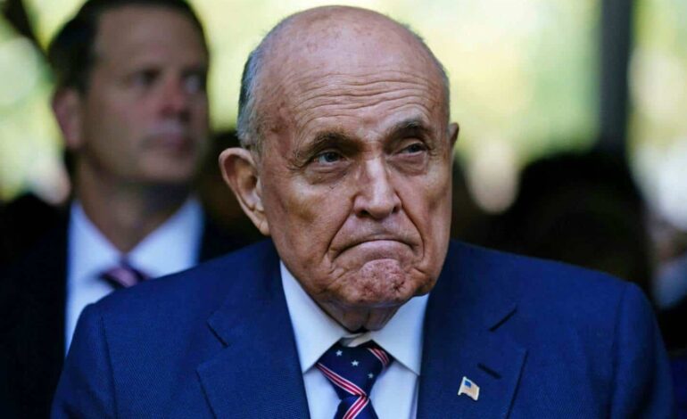 Giuliani hospitalizado en estado crítico en Florida