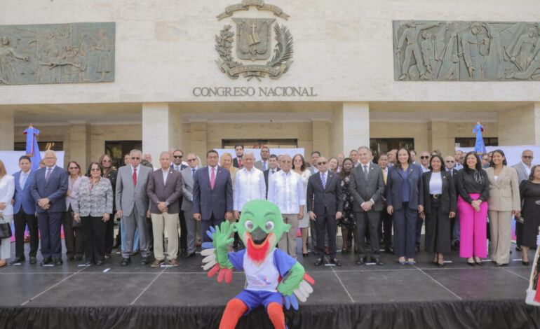 Congreso Nacional recibe antorcha de Juegos Centroamericanos 2026