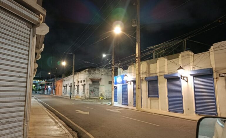 Edeeste fortalece alumbrado en Zona Colonial