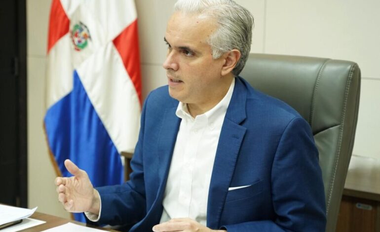 Educación refuerza medidas contra el ciberacoso y la violencia digital en las escuelas