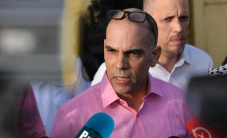 Redondo Llenas vuelve a la calle y enfrenta su pasado