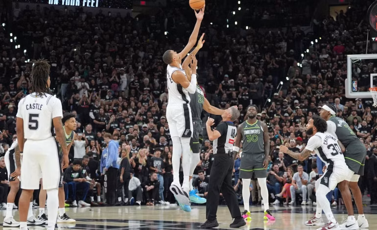 Spurs aplastan a Minnesota y empatan la serie con recital de Wembanyama