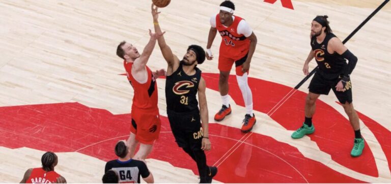 Barrett salva a Toronto y fuerza el séptimo