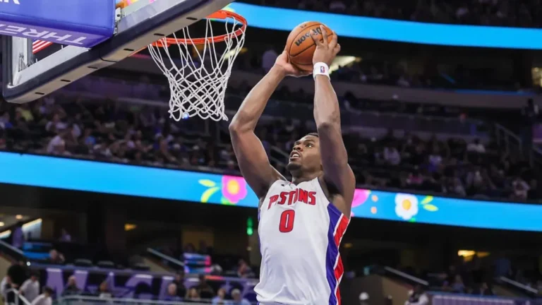 ¡Golpe sorpresa! Pistons tumban a Cavaliers y se adelantan en la serie