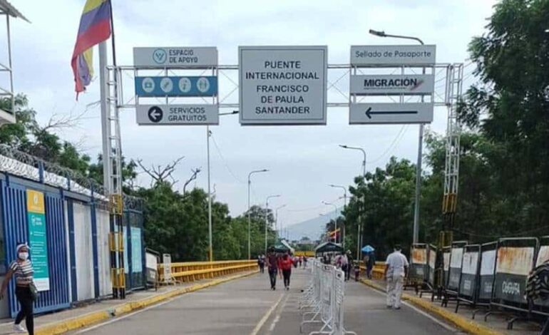 Limitan tránsito en puente fronterizo por daños en lado venezolano