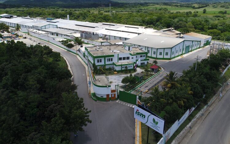 Industrias San Miguel reafirma compromiso ambiental con metas sostenibles hacia 2030
