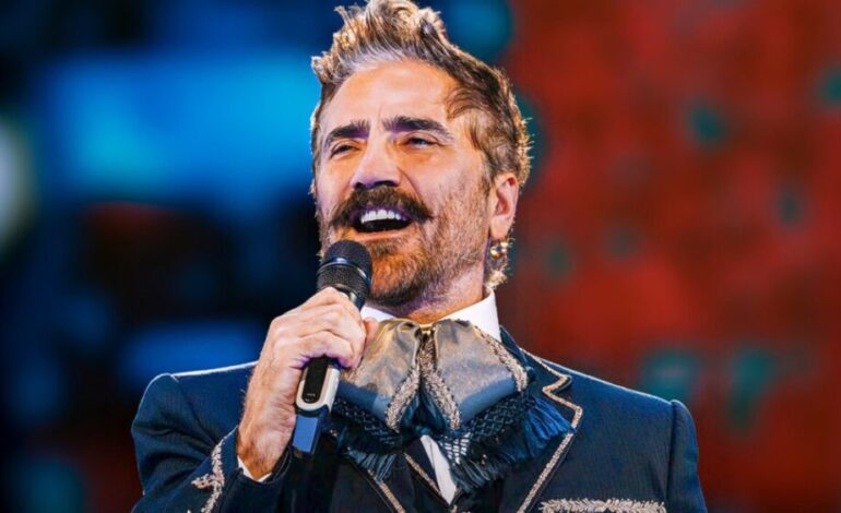 Alejandro Fernández abrirá el Mundial 2026 en México