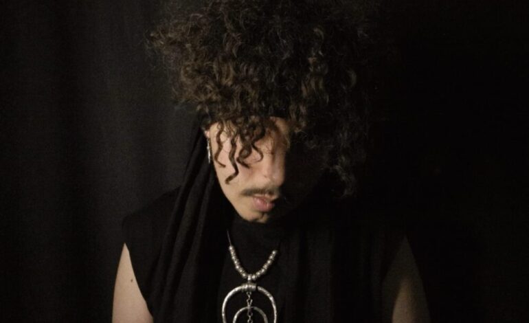 CHITU presenta “EMBRÚJAME”, una historia de amor, obsesión y magia oscura