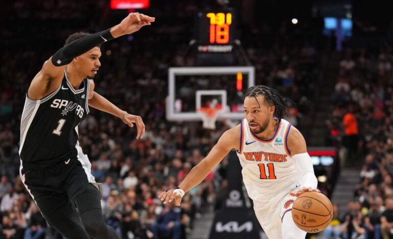 Knicks frenan a Wembanyama y golpean primero en las Finales