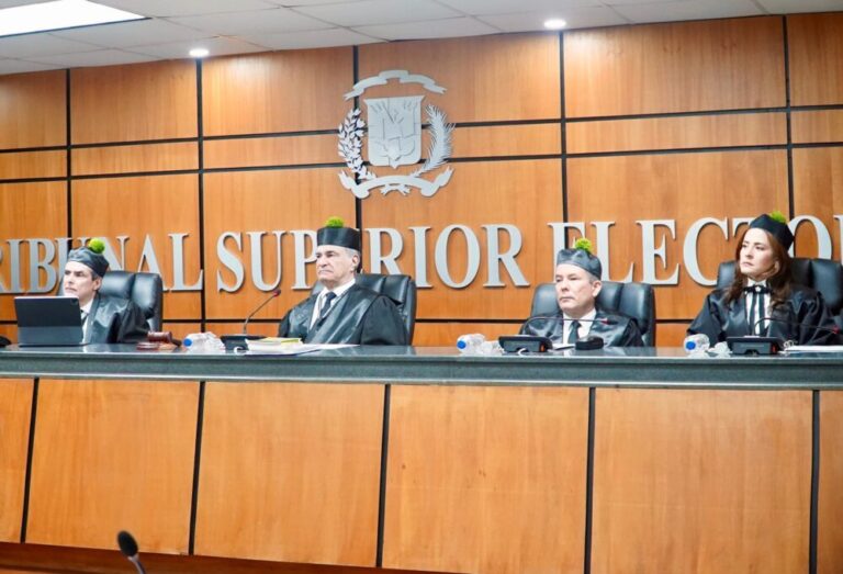TSE declara inadmisible recurso del PHD por incumplir plazo de notificación