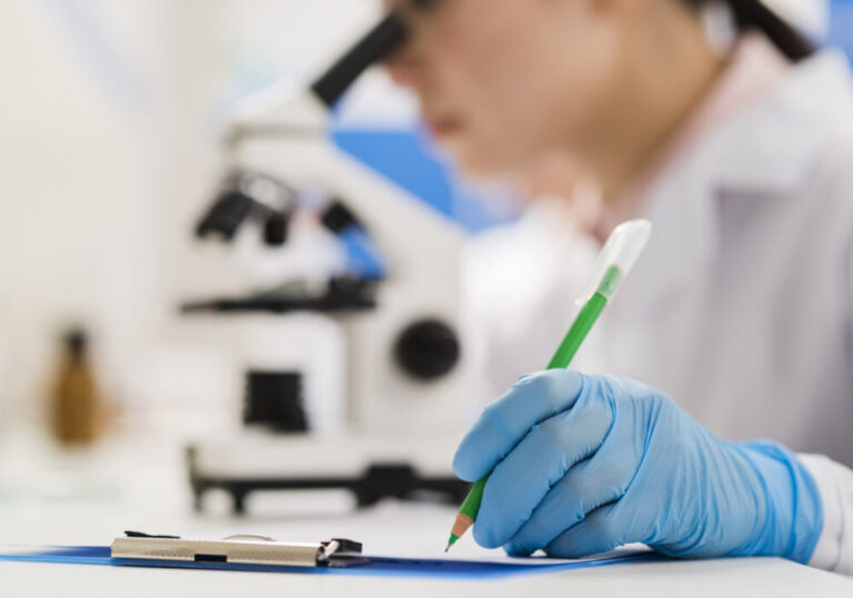 Adium impulsa la investigación médica en Latinoamérica