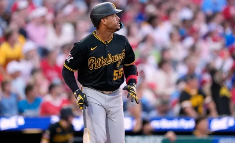 Dominicanos brillan con el bate: Endy Rodríguez y Esmerlyn Valdez lideran remontada de los Piratas sobre los Filis