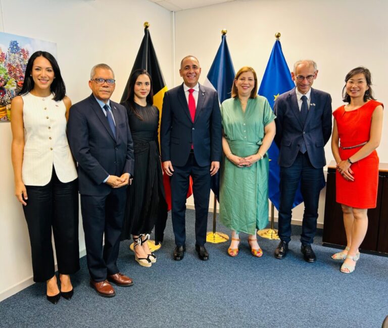 RD y Bélgica firman acuerdo aduanero contra narcotráfico