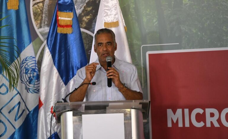 La Cidra inaugura hidroeléctrica comunitaria que beneficiará a más de 800 personas