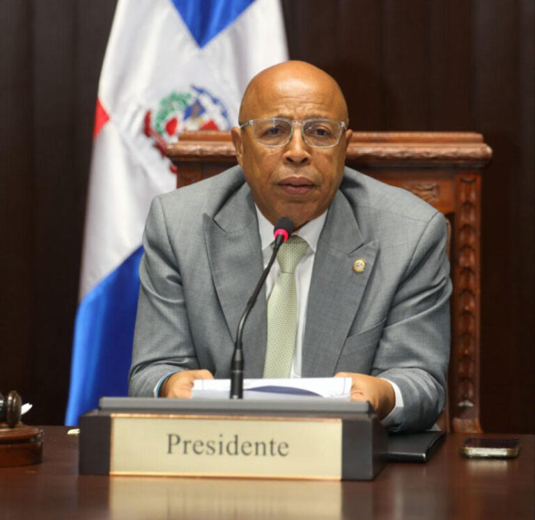Alfredo Pacheco valora esfuerzos diplomáticos por la paz y destaca impacto en la economía dominicana