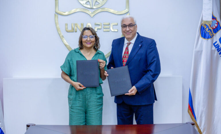 UNAPEC impulsa alianza cultural con Fundación René del Risco y Mar de Palabras