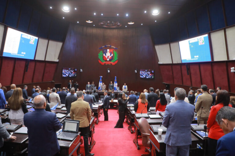 Diputados aprueban cambios a Ley de Residuos Sólidos