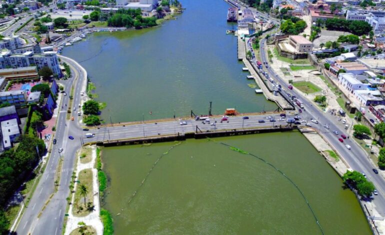 Puente Flotante será cerrado temporalmente este sábado por paso de embarcación