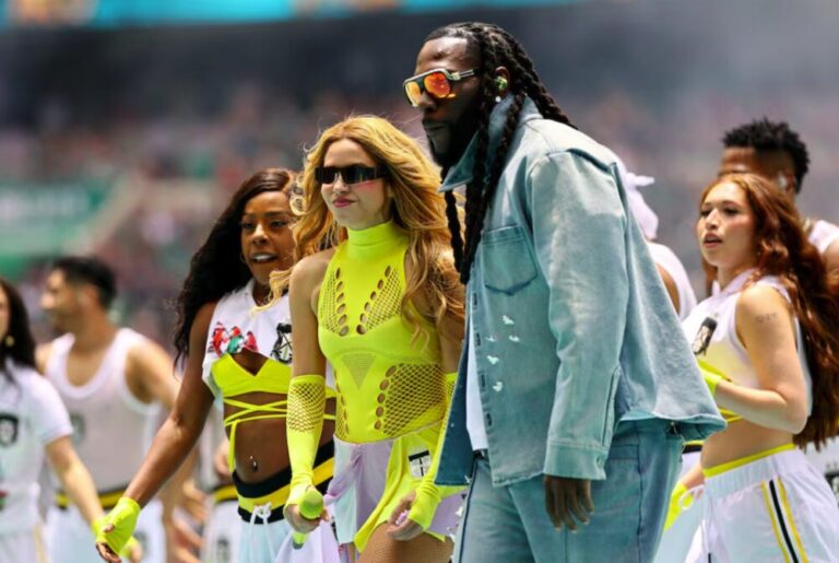 Shakira y J Balvin brillan en apertura del Mundial 2026