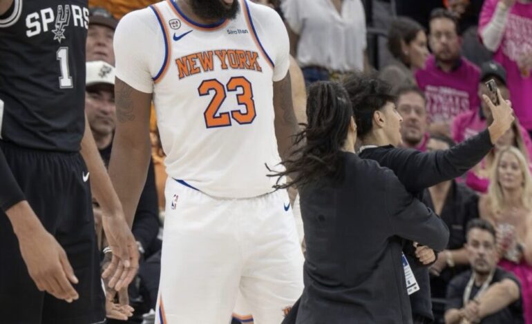 ¡SE COLÓ EN LA DUELA! Fanático paraliza la Final de la NBA