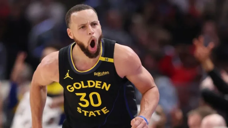 Stephen Curry firma histórico acuerdo con marca china
