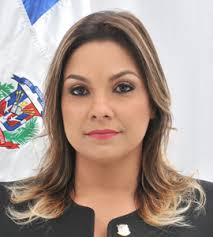 Renuncia Ivannia Rivera a la cúpula de Fuerza del Pueblo