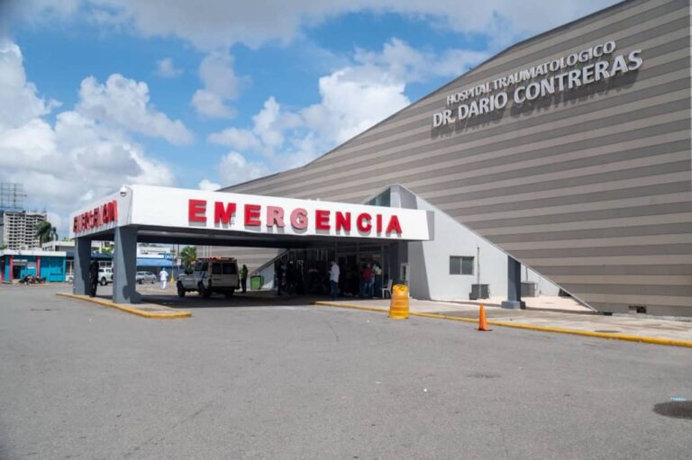 Confirman feminicidio en el Hospital Darío Contreras: una mujer murió y otra resultó herida