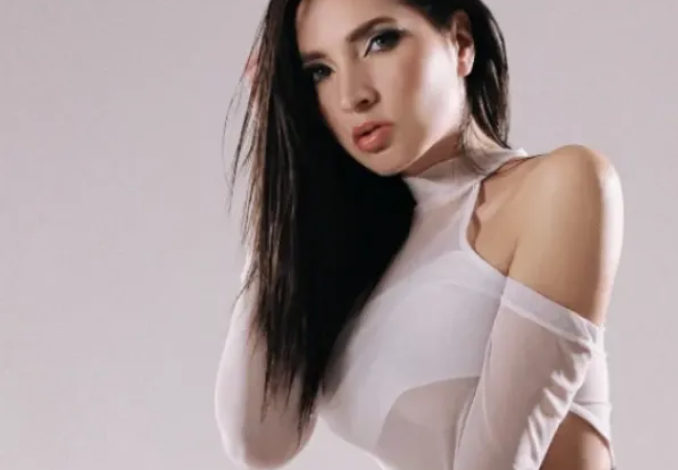 Hallan muerta dentro de una maleta a influencer colombiana; investigan a dos extranjeros