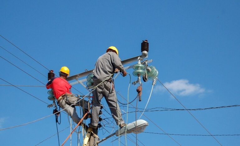 Venezuela abre su sistema eléctrico al capital privado