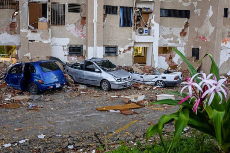 Se agrava la tragedia en Venezuela: casi 2,000 fallecidos y miles de heridos