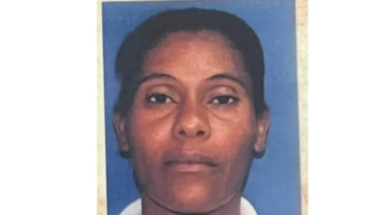 Consternación en Boca Chica: hallan muerta a mujer y detienen a uno de sus hijos