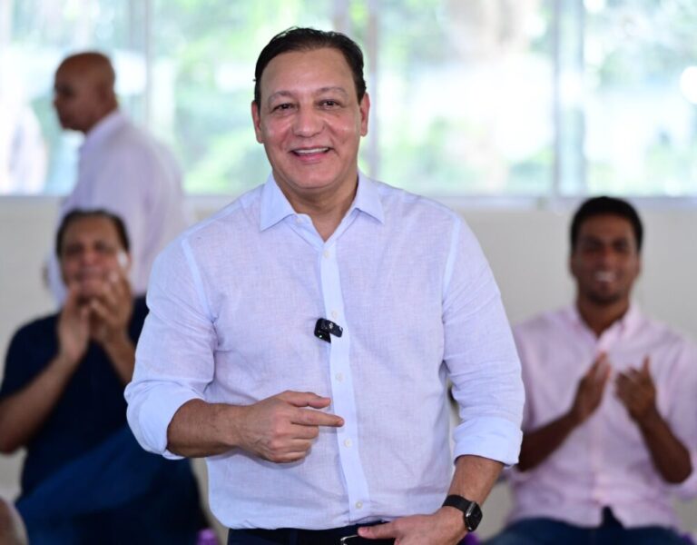 Abel Martínez: “El país vive un apagón moral y de esperanza”