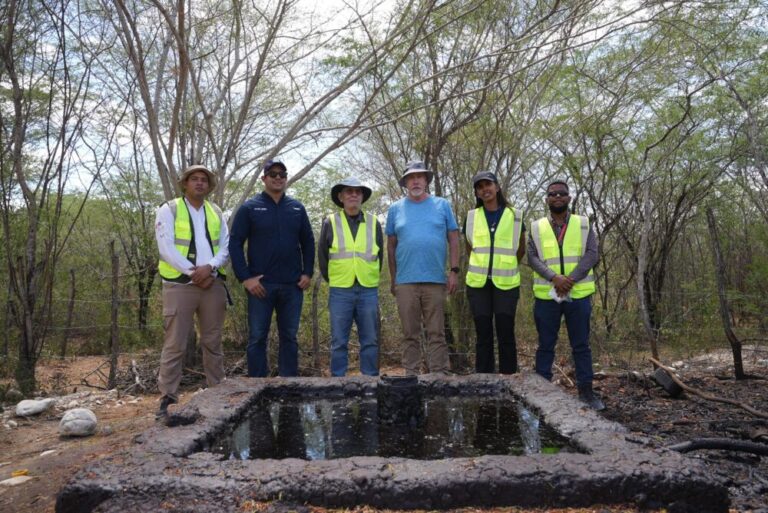 Geólogos de la Universidad de Texas avanzan estudio sobre el potencial de hidrocarburos en la cuenca de Azua