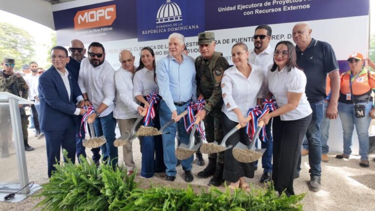 Gobierno inicia construcción del puente sobre el río Artibonito para conectar a Guayajayuco