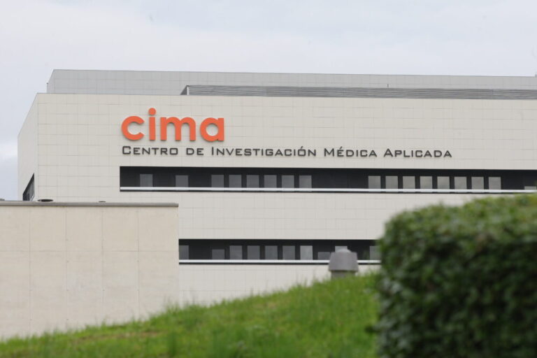 Grupo Lopesan dona 125,000 euros al Cima Universidad de Navarra para impulsar investigación