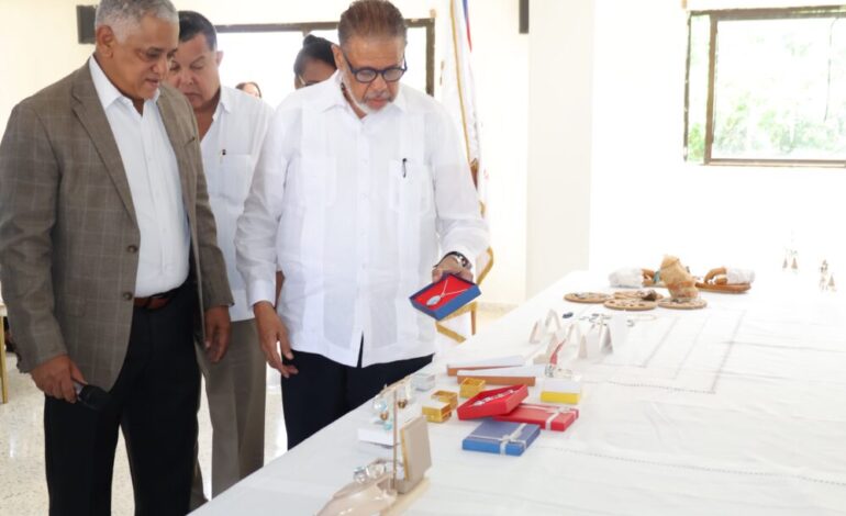 DGDC gradúa nuevos técnicos en joyería y orfebrería