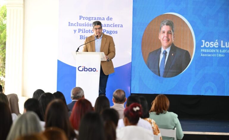Más de 200 personas fortalecen su inclusión financiera en La Vega