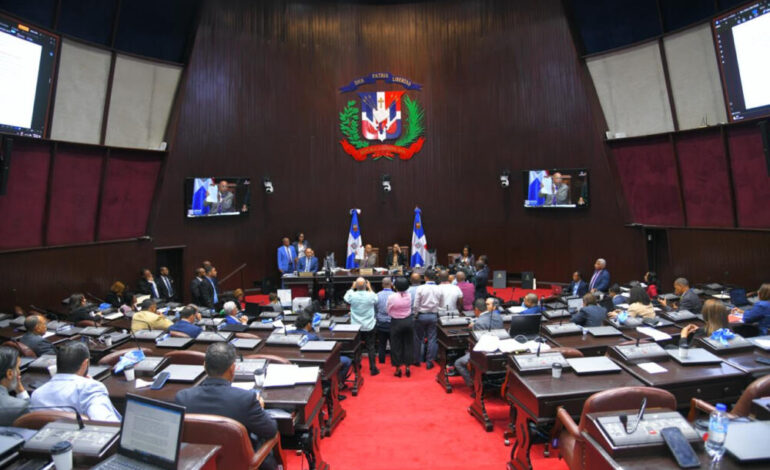Diputados envían reformas al Código Penal a comisión bicameral