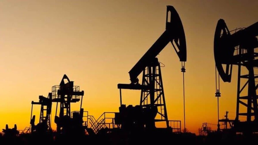 Petróleo cae por expectativas de una desescalada en Oriente Medio