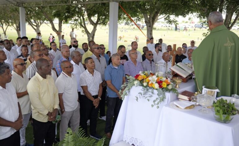 Parque del Prado conmemora el Día de los Padres con una eucaristía dedicada al legado familiar