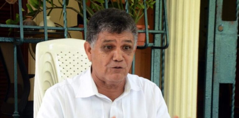 Francisco Peña solicita licencia por dos años y desata fuerte debate en Santo Domingo Oeste