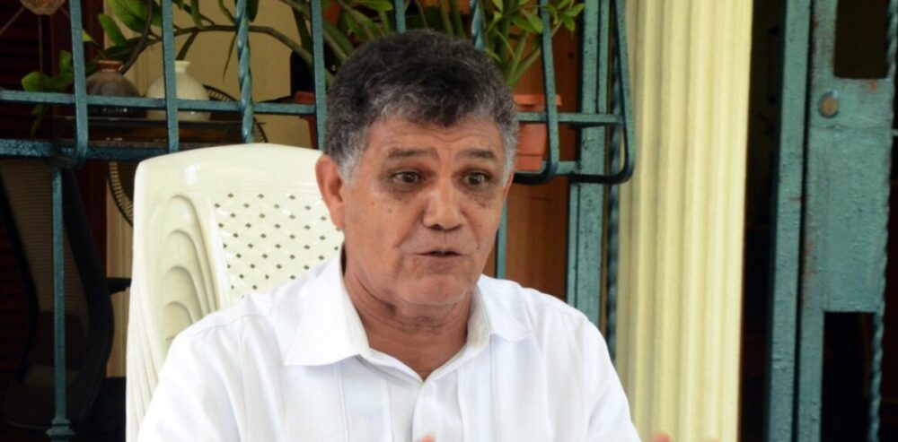 Francisco Peña solicita licencia por dos años y desata fuerte debate en Santo Domingo Oeste