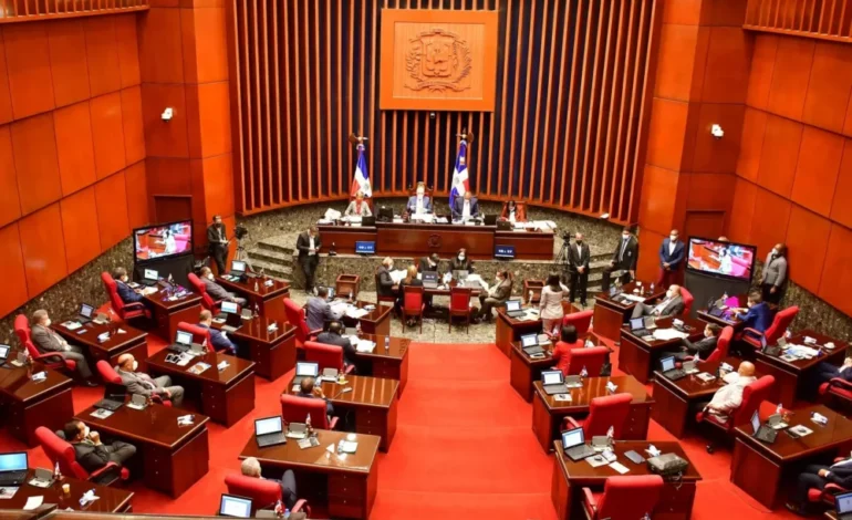 Senado recibe 18 propuestas del Poder Ejecutivo para modificar el nuevo Código Penal