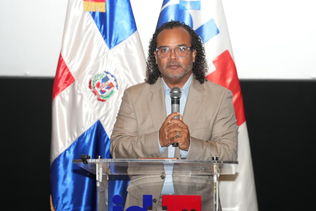 Alberto Zayas estrena documental Los Soldados de la Democracia