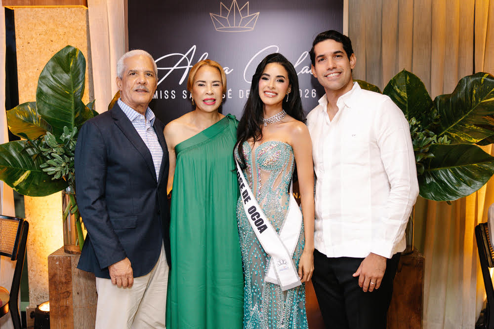 Alana Chalas presenta su candidatura al Miss RD Universo 2026