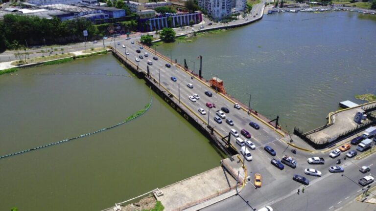Puente Flotante será cerrado este sábado por dos horas