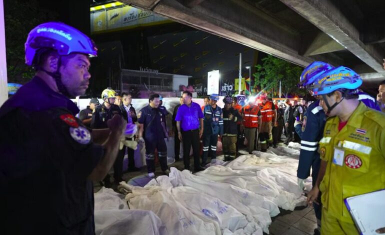Incendio en pub de Bangkok deja 27 muertos