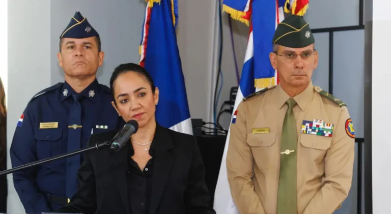 «No voy a renunciar»: Faride desafía las críticas y seguirá en el Gobierno