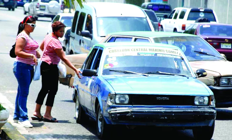 Transporte anuncia alza de pasajes desde el lunes en 47 rutas