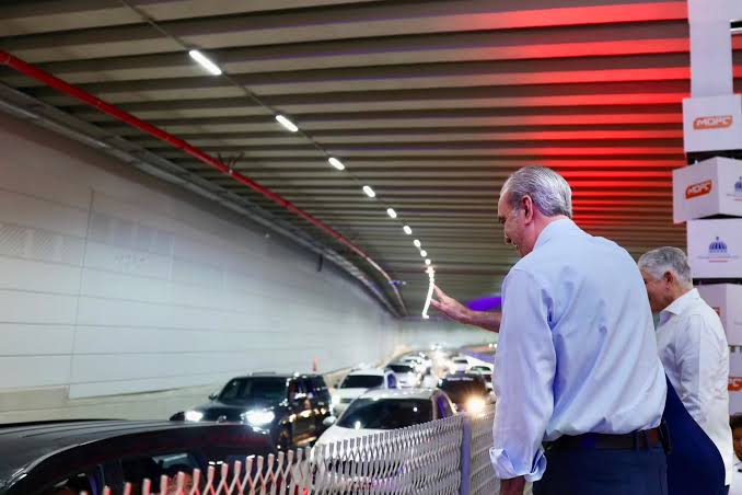 Abinader habilita el nuevo túnel de la avenida Luperón